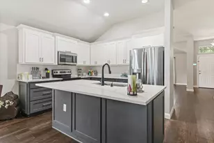 3271 Yeltes, Grand Prairie, TX 75054 - Photo 12