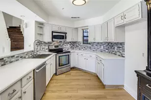 404 Santa Fe Trail, Irving, TX 75063 - Photo 2