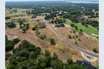 19120 White Bluff Drive, Whitney, TX 76692 - Photo 10