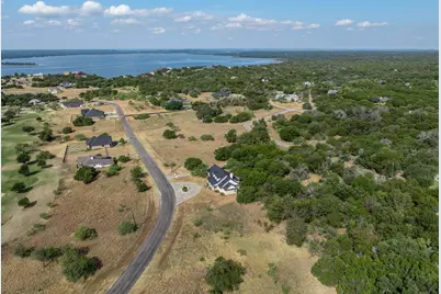 19120 White Bluff Drive, Whitney, TX 76692 - Photo 12