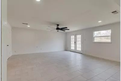 3831 Black Oak Drive, Dallas, TX 75241 - Photo 14