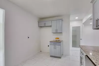 3831 Black Oak Drive, Dallas, TX 75241 - Photo 12