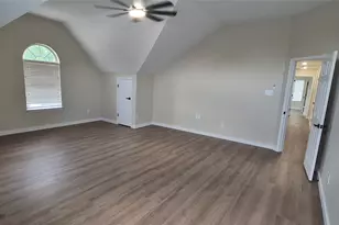 117 Morningside Dr, Grand Prairie, TX 75052 - Photo 24