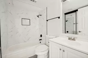 18240 Midway Rd, Dallas, TX 75287 - Photo 16