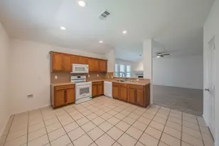 536 Goldstone Ln, Fort Worth, TX 76131 - Photo 8
