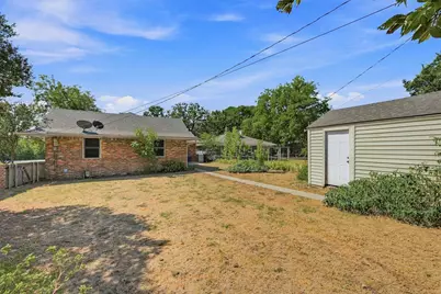 901 W Hanna Street, Denison, TX 75020 - Photo 32