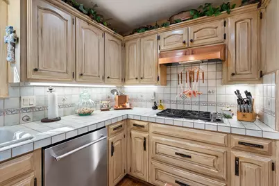 305 County Road 0008, Corsicana, TX 75110 - Photo 8