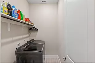 1938 Silver Creek Ln, Cedar Hill, TX 75104 - Photo 8