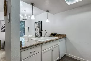 4525 Gilbert, Dallas, TX 75219 - Photo 12
