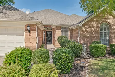 2605 Bent Tree Drive, Hurst, TX 76054 - Photo 2