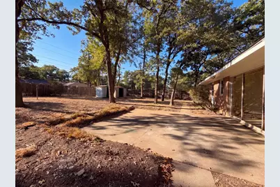 1725 Danciger Drive, Fort Worth, TX 76112 - Photo 20