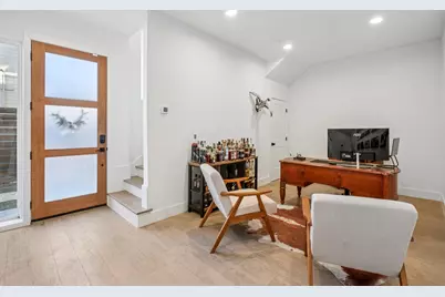 145 N Henderson Avenue #102, Dallas, TX 75214 - Photo 4