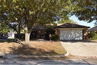 6401 Pilgrim Lane, Arlington, TX 76002 - Photo 1