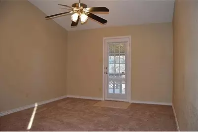 6401 Pilgrim Lane, Arlington, TX 76002 - Photo 8