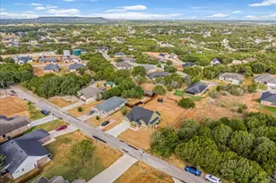 2412 Christine Dr, Granbury, TX 76048 - Photo 32
