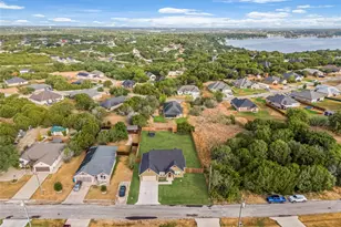 2412 Christine Dr, Granbury, TX 76048 - Photo 34