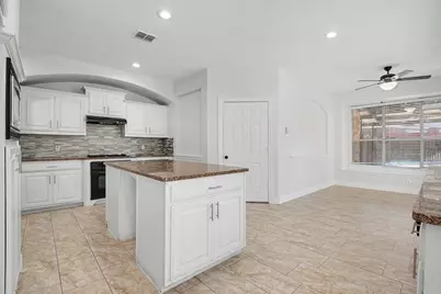 1930 Wind Lake Circle, Garland, TX 75040 - Photo 16