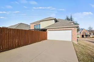 1930 Wind Lake Cir, Garland, TX 75040 - Photo 40