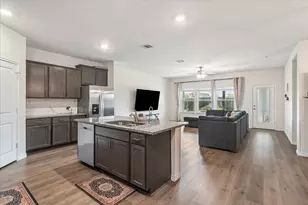 1310 Blossom Ct Dr, Princeton, TX 75407 - Photo 8