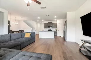 1310 Blossom Ct Dr, Princeton, TX 75407 - Photo 6