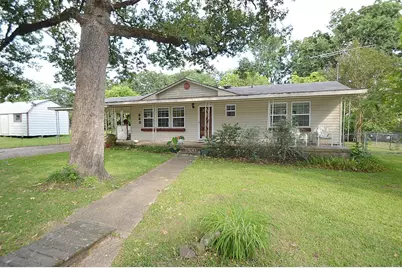 220 Littlefield Drive, East Tawakoni, TX 75472 - Photo 2