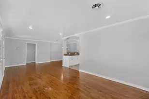 4812 Wateka Dr, Dallas, TX 75209 - Photo 10