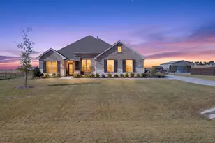 4004 Sanger Mdw Dr, Sanger, TX 76266 - Photo 1