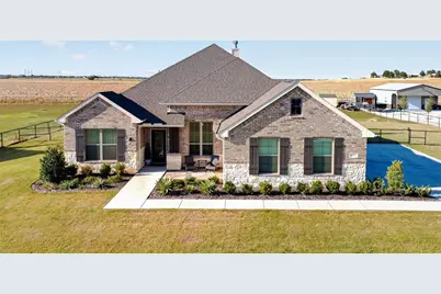 4004 Sanger Meadow Drive, Sanger, TX 76266 - Photo 2