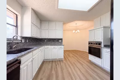 5126 Eagle Nest Drive, Arlington, TX 76017 - Photo 6