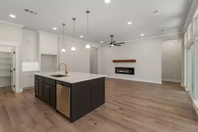 2904 Centaurus Way, Granbury, TX 76048 - Photo 8