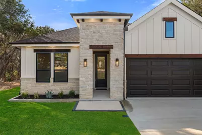 2904 Centaurus Way, Granbury, TX 76048 - Photo 2