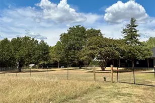 5790 Dripping Springs Rd, Denison, TX 75021 - Photo 18