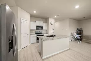 336 Wildrose Cir, Cleburne, TX 76033 - Photo 12