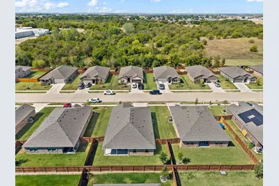 336 Wildrose Circle, Cleburne, TX 76033 - Photo 26