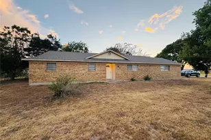 721 Mackey Ranch Rd, Bruceville Eddy, TX 76524 - Photo 2