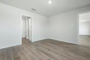 1206 Reed St, Greenville, TX 75401 - Photo 6