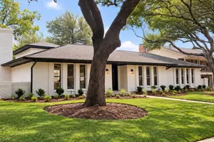 2709 Prairie Creek Ct, Plano, TX 75075 - Photo 2