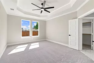 1606 Avenue C, Grand Prairie, TX 75051 - Photo 12