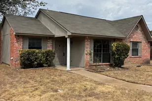 510 Matterhornn St, Cedar Hill, TX 75104 - Photo 1