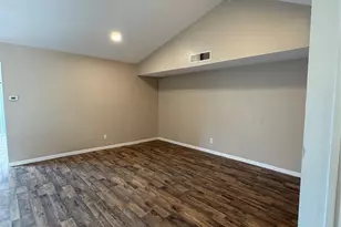 510 Matterhornn St, Cedar Hill, TX 75104 - Photo 4