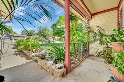 7500 Castillo Road, Fort Worth, TX 76112 - Photo 4