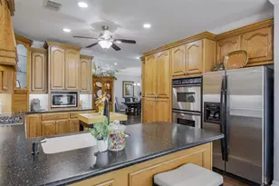 818 Amherst Dr, Waxahachie, TX 75165 - Photo 14