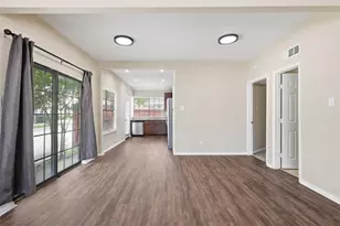 608 Fiesta Cir, Irving, TX 75063 - Photo 8