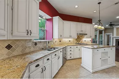 252 Plantation Drive, Coppell, TX 75019 - Photo 10