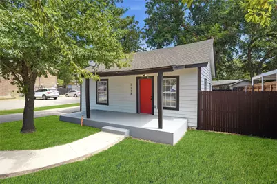 1118 Oxford Street, River Oaks, TX 76114 - Photo 1