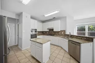 1427 Susan Ln, Carrollton, TX 75007 - Photo 12