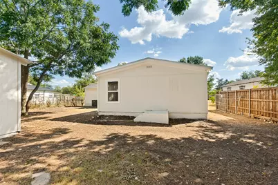 1605 Meadowbrook Drive, Garland, TX 75042 - Photo 24