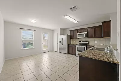 516 Clearlake Drive, Waxahachie, TX 75165 - Photo 8