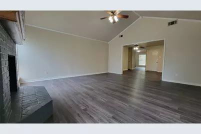 3085 Windmill Lane, Farmers Branch, TX 75234 - Photo 8