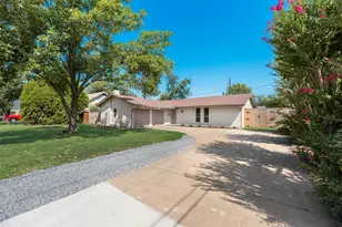 1101 Hadrian Ct, Irving, TX 75062 - Photo 1